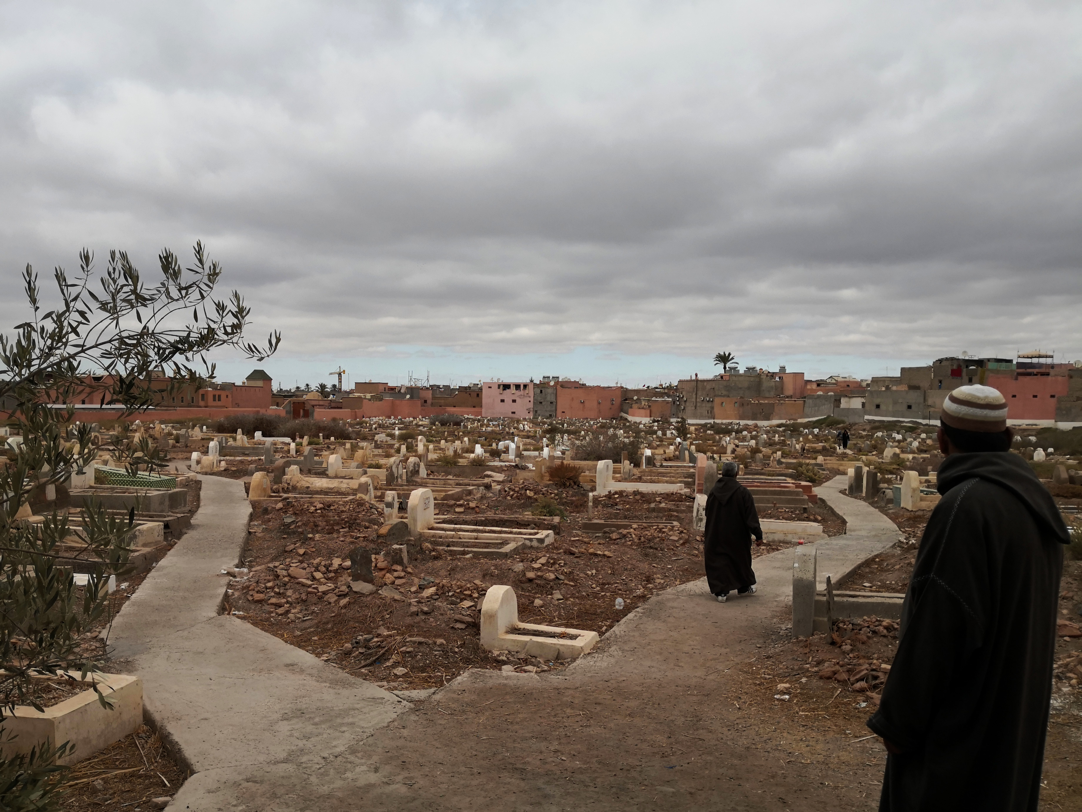 مقبرة عند ضريح سيدي بلعباس الصوفي في مراكش - المغرب. Der Friedhof am Sufi-Schrein von Sidi bel Abbas in Marrakesch; Foto: Marian Brehmer