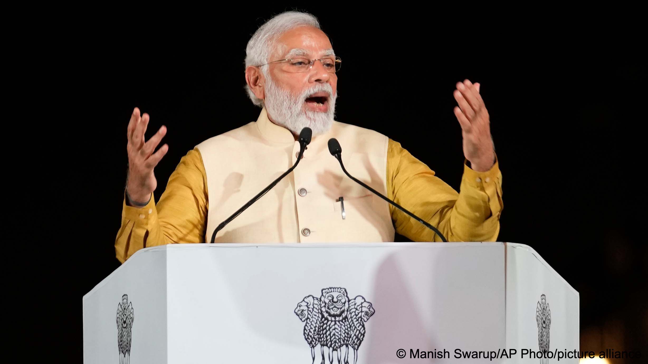 Indian Prime Minister Narendra Modi speaks at the inauguration of the revamped Central Vista Avenue at the India Gate in New Delhi, India, 8 September 2022 (photo: AP Photo/Manish Swarup)