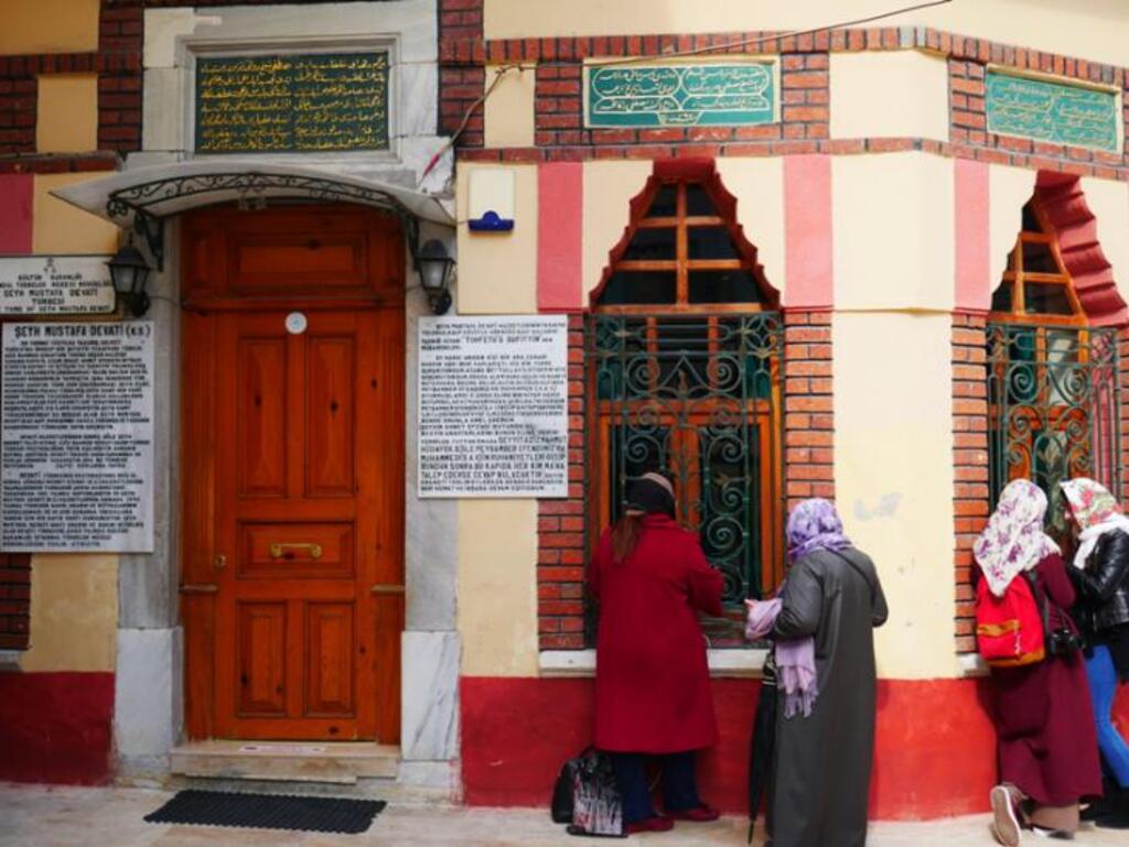 Sufi shrine to Mustafa Devati in Istanbul.