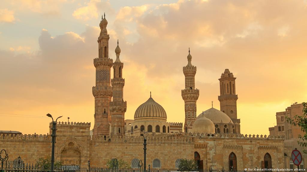 Al-Azhar in Cairo at sundown (photo: dpa/picture-alliance)