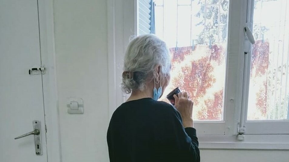 Nouara in her flat in Algiers. She is considering whether to make the perilous journey by boat from Algeria to Spain (photo: Zineb Bettayeb) 