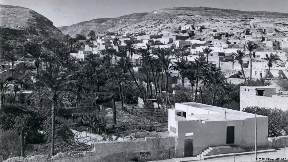 حتى قبل بناء السدين في السبعينيات تعرضت مدينة درنة لفيضانات - ليبيا. Before the dams were built in the 1970s, the city regularly experienced flooding (image: ZUMA Press/IMAGO)