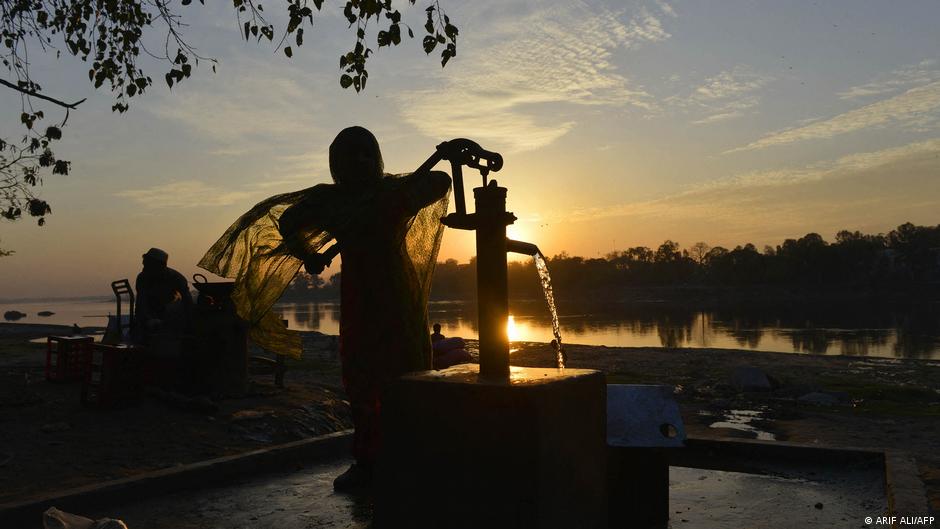 Pakistan droht eine Wasserkrise, die die Ernährungsunsicherheit verschlimmern könnte. Politische und wirtschaftliche Instabilität erschweren die Lage weiter. Fehlt es am politischen Willen?